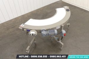 Curved PU conveyor